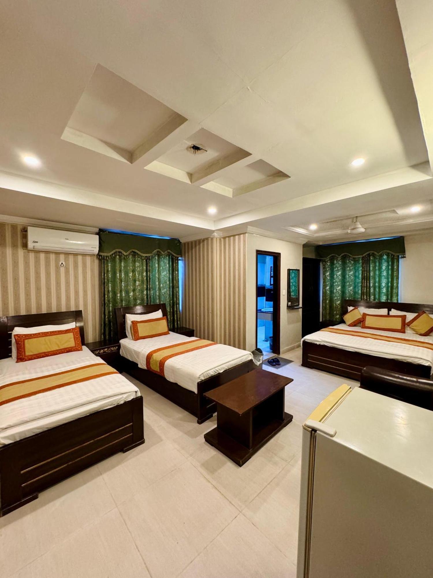 Hotel Islamabad Premiere Inn Bagian luar foto